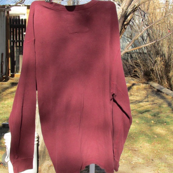 Old Navy Maroon Thick Thermal Long Sleeve Top - Picture 4 of 4